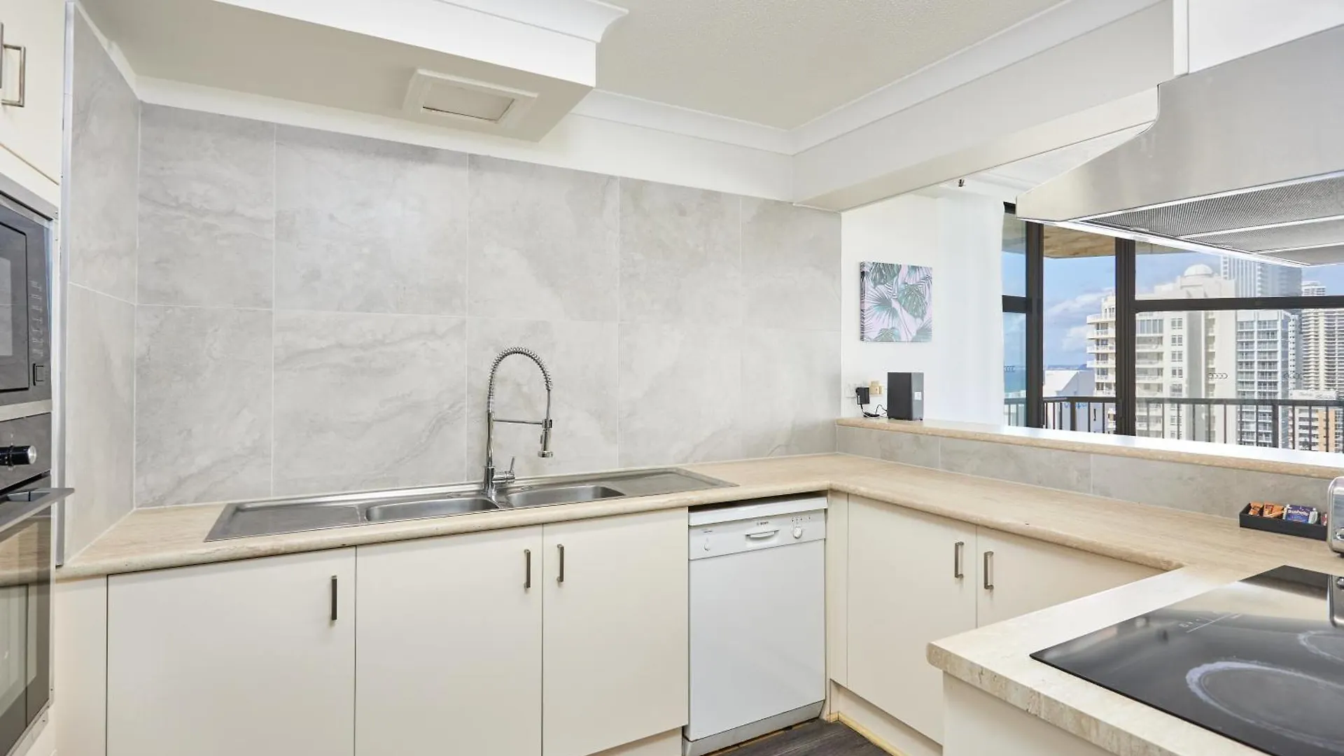 Apartment Serain Residences In Imperial Building Gold Coast