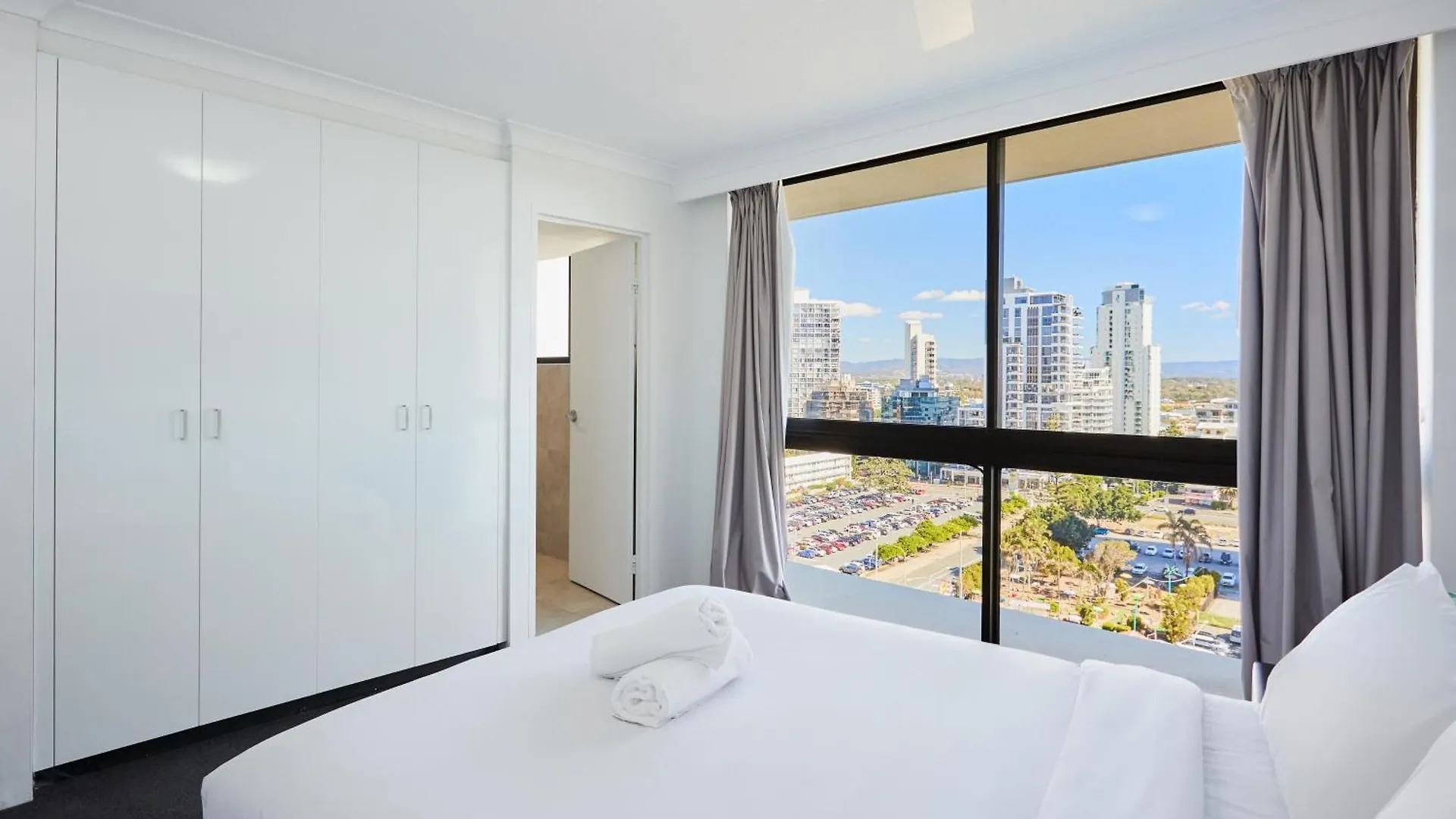 Serain Residences In Imperial Building Gold Coast 0*,